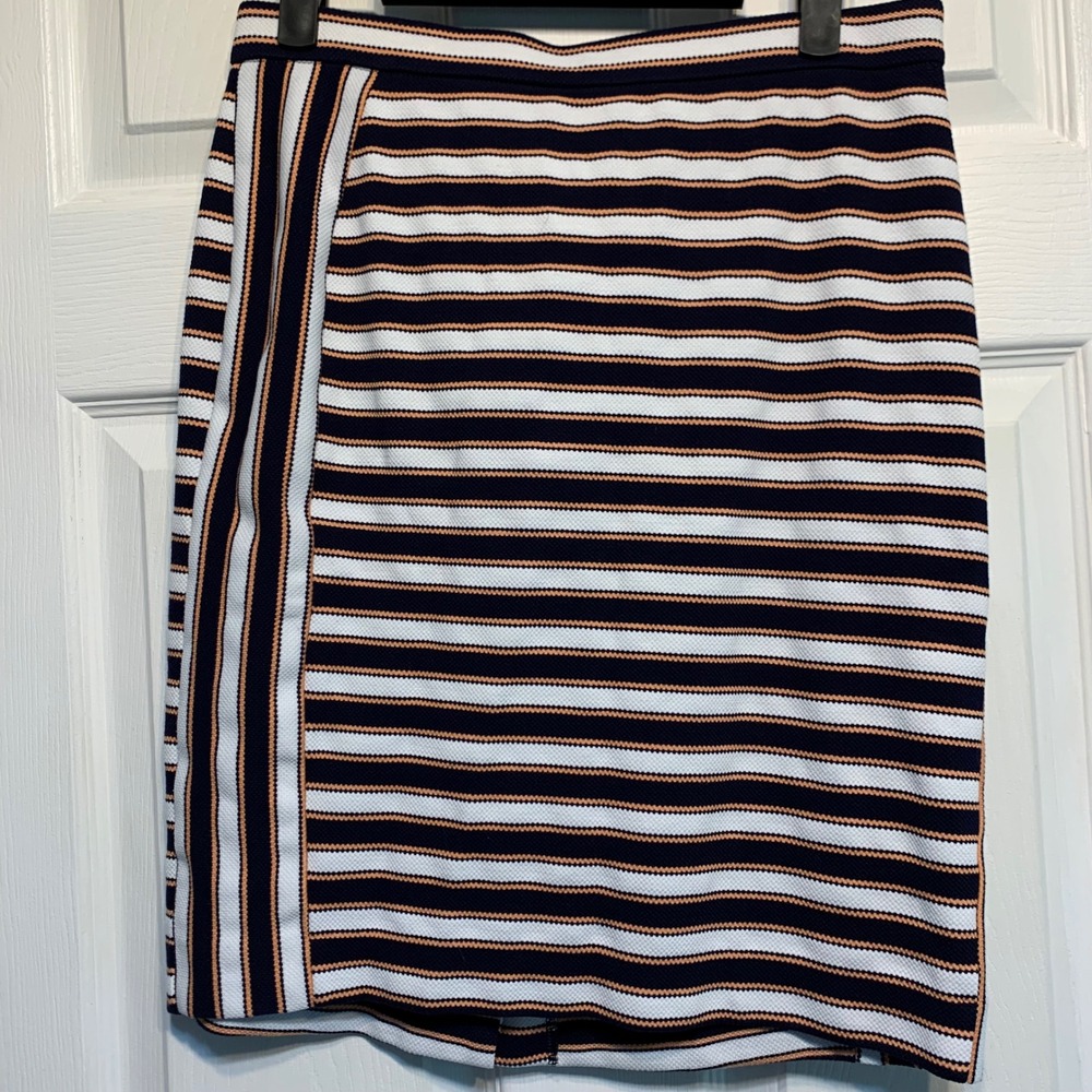 Banana Republic Striped Pencil Skirt 6P Asymmetrical Knit Business Casual Preppy